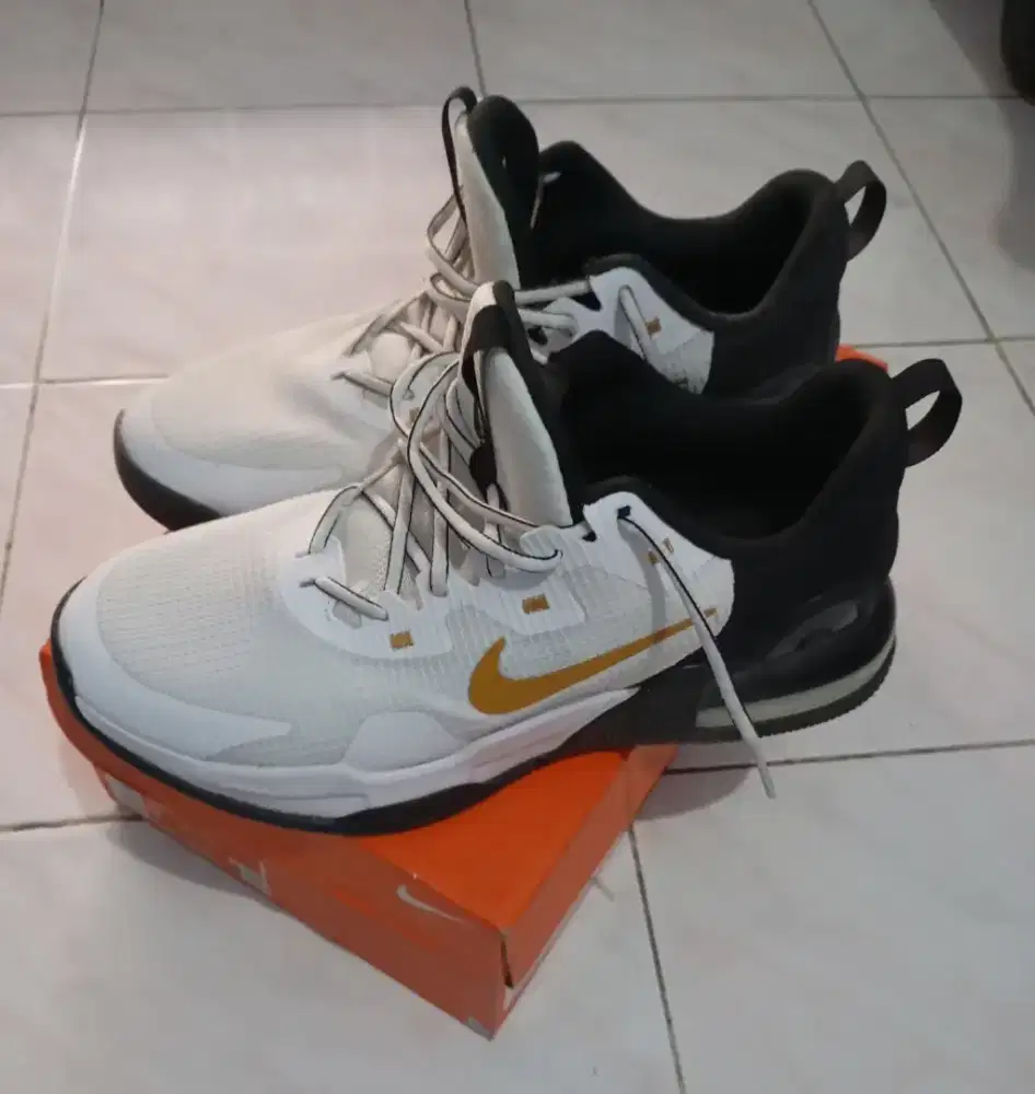 Sepatu lupakan Mantan