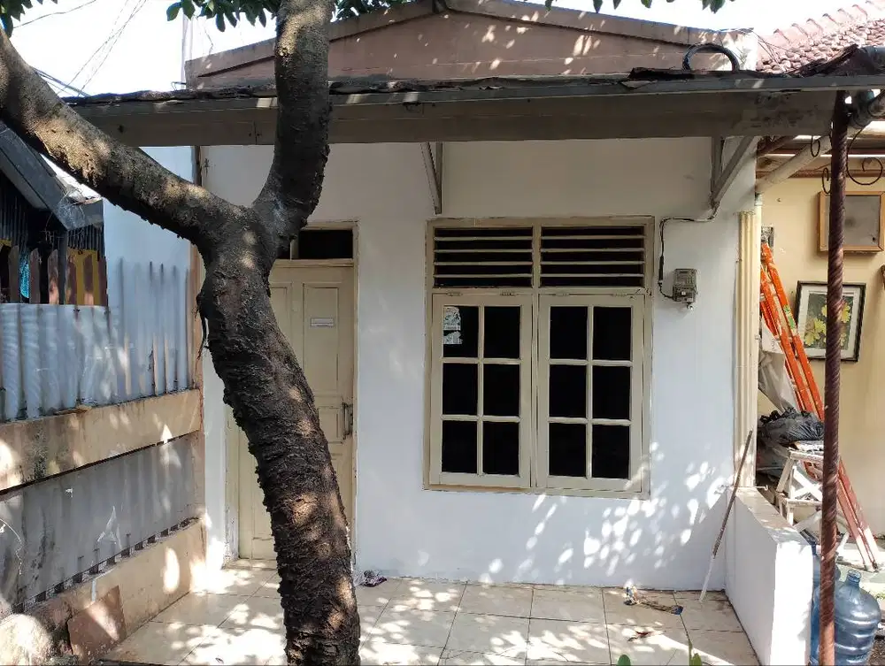 DISEWAKAN RUMAH 1 LANTAI