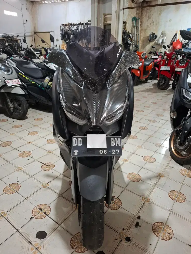Yamaha X-Max abs 250cc 2022 hitam