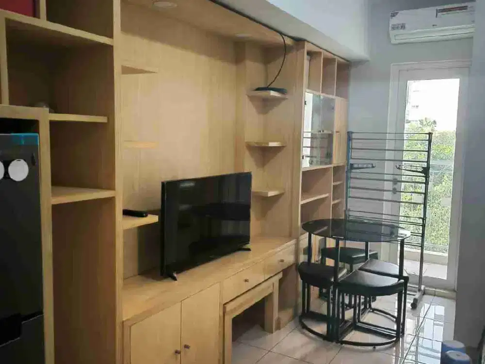 Sewa 2 BT FF View Pool Apartemen Springlake Summarecon Bekasi