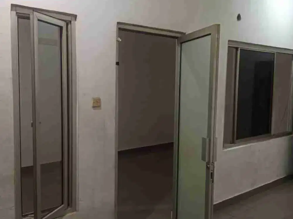 Di Kontrakan Petakan lokasi strategis