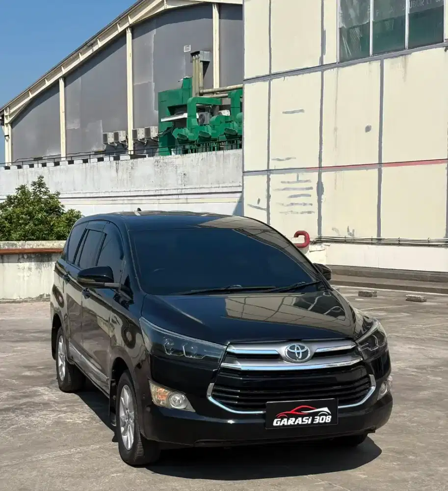 Toyota Kijang Innova 2.4 V AT Diesel 2019 Hitam Kilometer 98rb