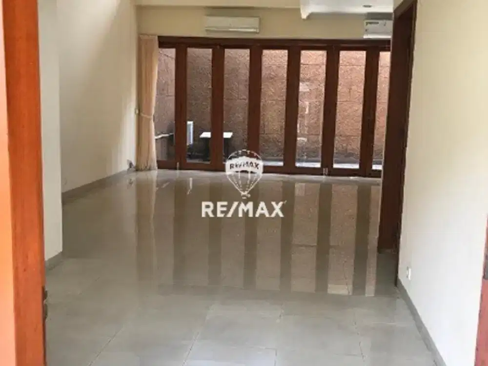 Disewakan Rumah Siap Huni 4KT Daerah Pondok Hijau Pondok Indah Jakarta Selatan