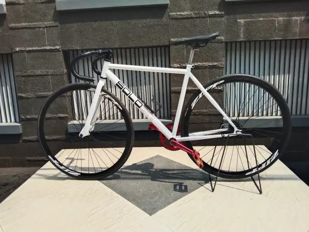 Sepeda fixie solois 02
