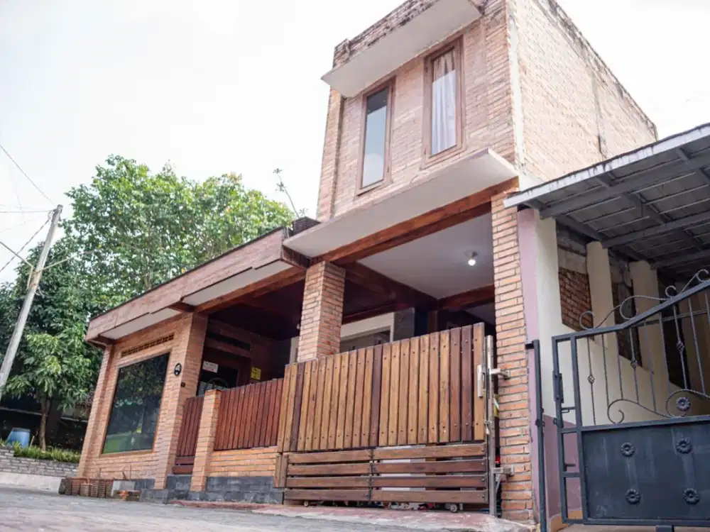 Rumah 2 Lantai Dalam Ringroad Selatan UPY#Kode : RSH 062