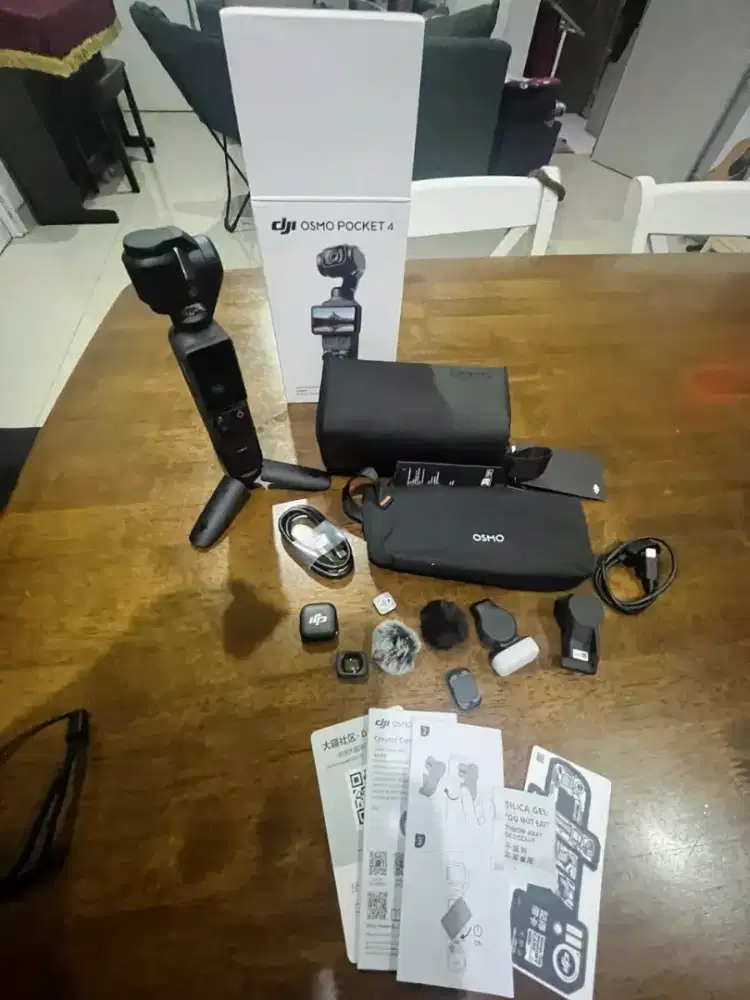Dji pocket 4 creator combo