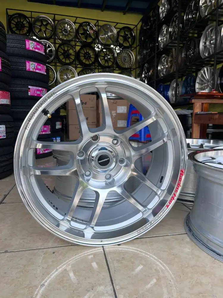 VELG RACINGHART CP-035 R18*9 H6*139.7 pajero,fortuner,hilux,triton,mux