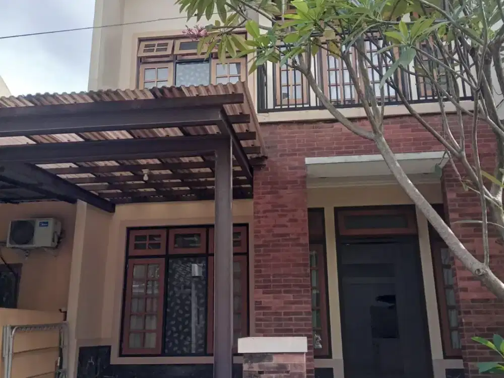 DIJUAL RUMAH CARISSA GRAHA DEKAT MALL DAN AKSES TOL