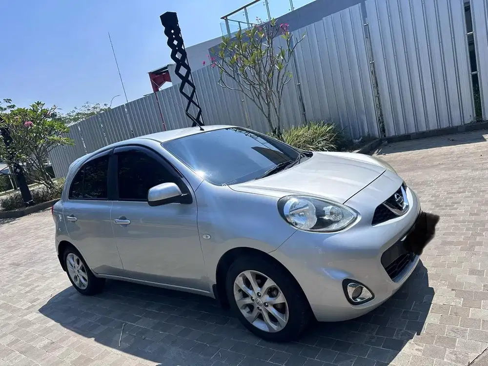 Nissan March 2016 Bensin