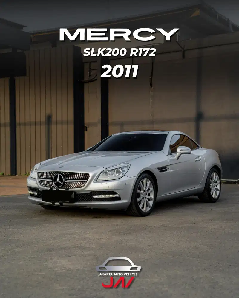 Mercedes Benz SLK200 R172 / LOW ODO / LIKE NEW / MINT CONDITION