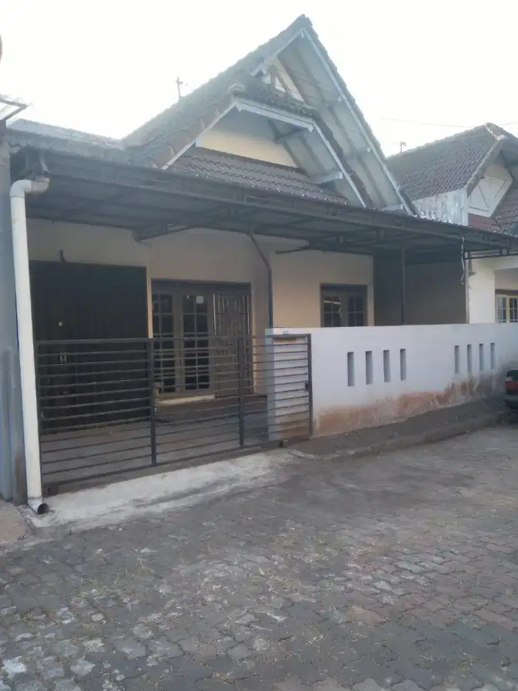 Di Jual Rumah di Kawasan Bagus GREEN GARDEN
