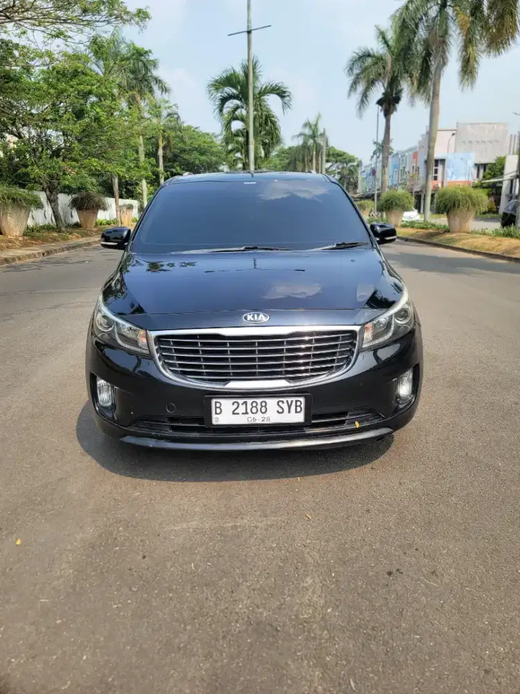 JUAL CEPAT KIA GRAND SEDONA 3.3 MATIC TAHUN 2018 HITAM