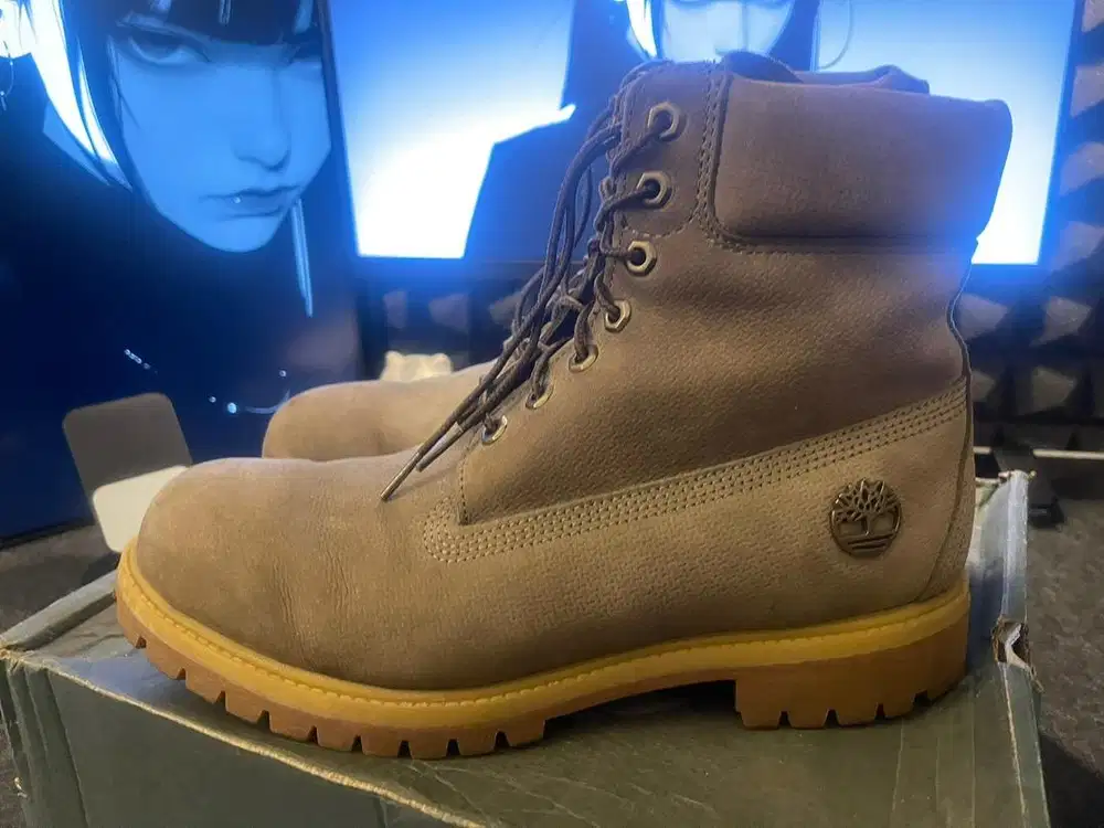 Timberland Premium Olive Nubuck