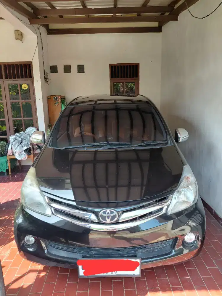 Di jual Avanza G manual 1.3 2014