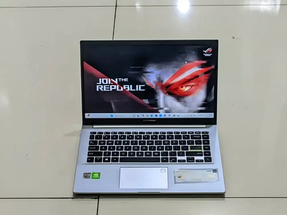 ASUS VIVOBOOK X421FQ i5-10210U + NVIDIA MX350 2GB RAM 8GB SSD 512GB