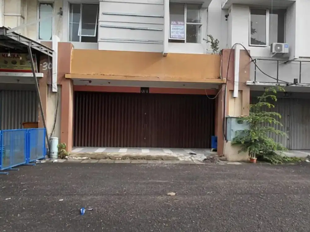 Ruko Cemara 2,5 Lantai di Harapan Indah Bekasi!