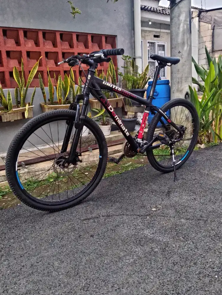 Sepeda MTB  United XC CL