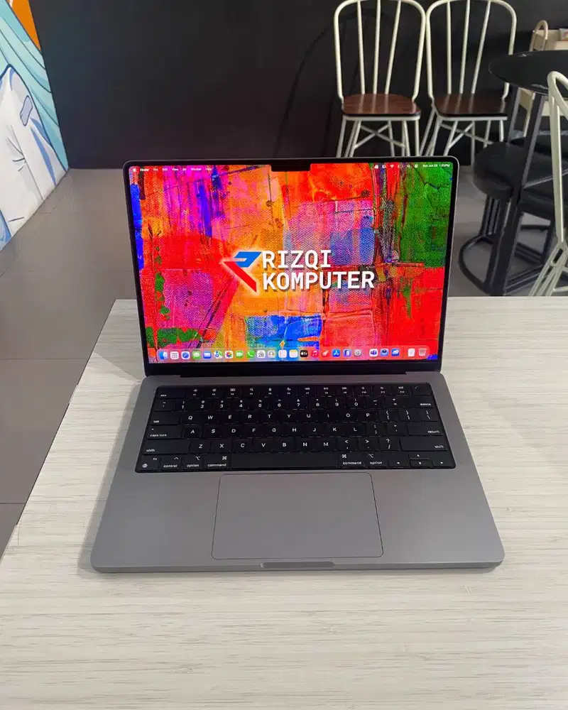 MacBook M1 Pro 14 2021 Apple M1 Pro CPU 8 Core RAM 16GB SSD 512GB