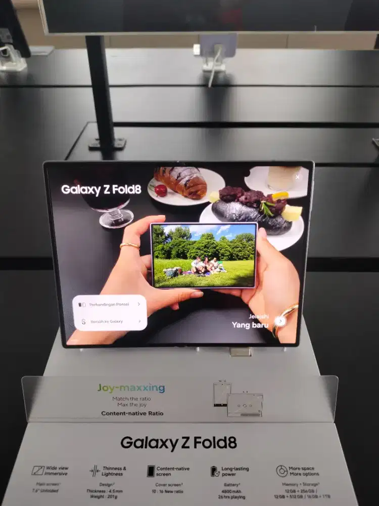 Samsung Galaxy Z Fold 8 12/512