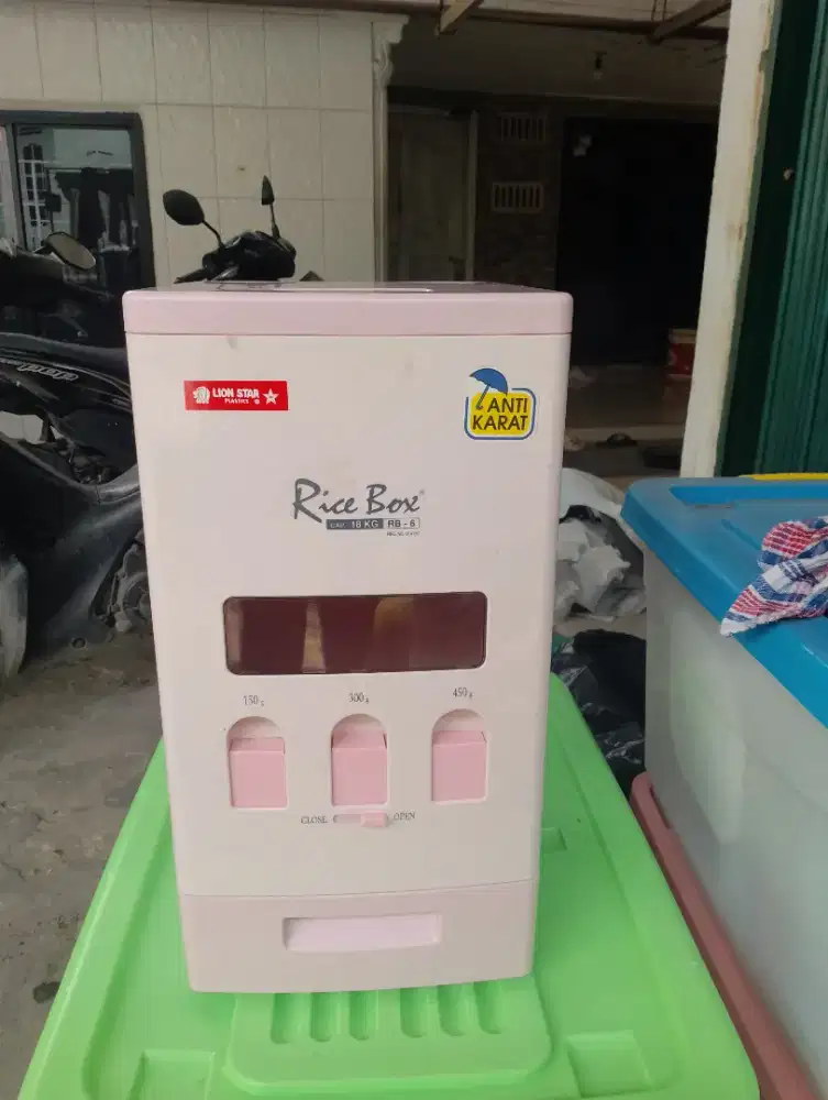 Rice Box Lion Star 18 kilo
