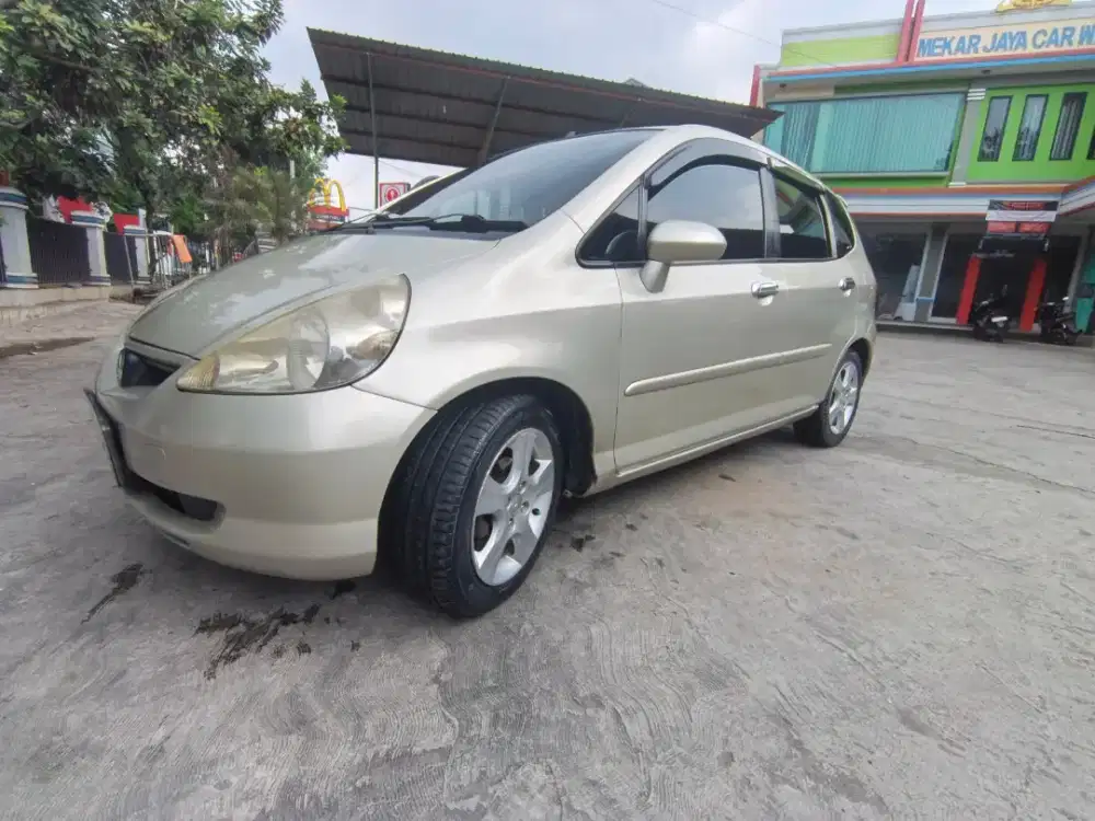 Jazz IDSI A/T Tahun 2004