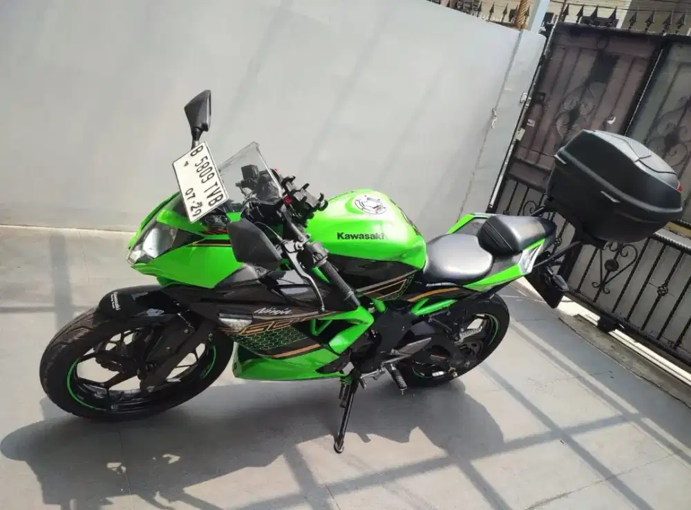 Kawasaki 250 SL 2020 Jarang Pakai KM 10rb Bonus Box GIVI + Bracket