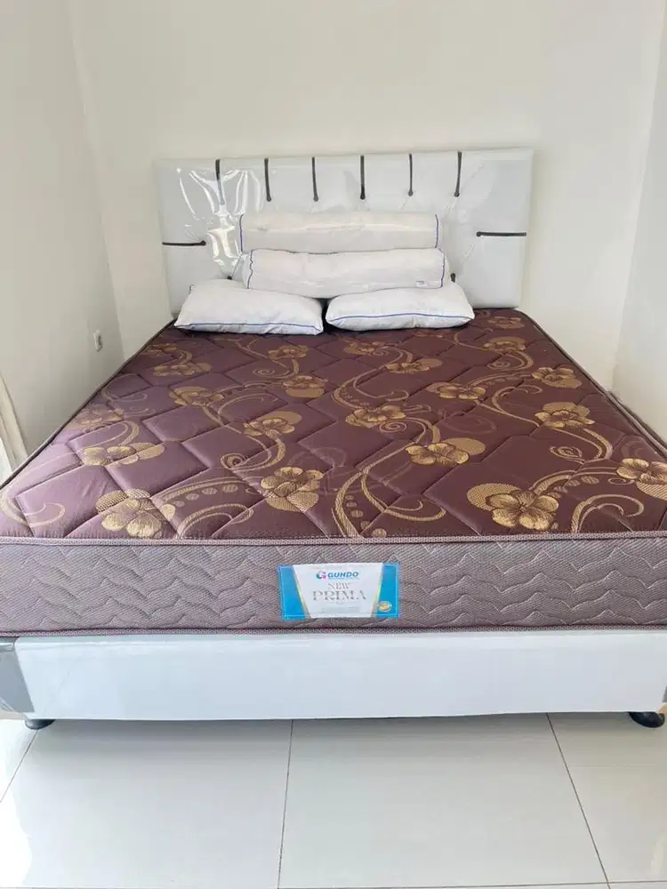 DIJUAL 1 SET TEMPAT TIDUR