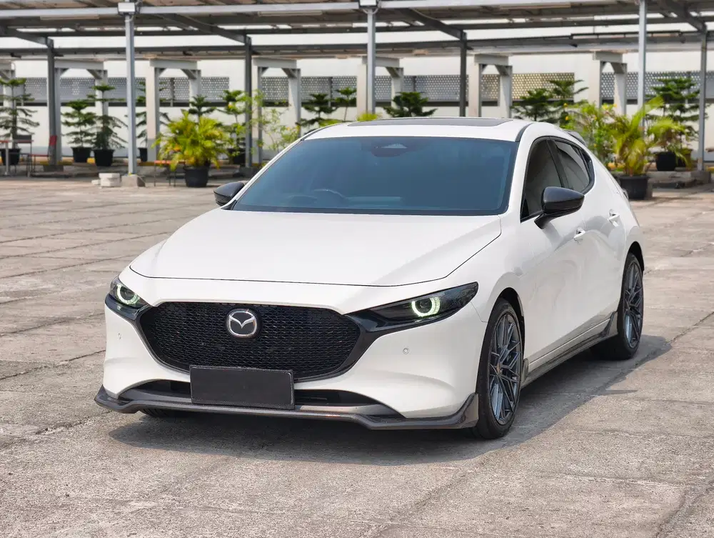 [4RB] LIKE NEW MAZDA 3 HATCHBACK CBU 2025 PUTIH GENAP CX 2026 CIVIC