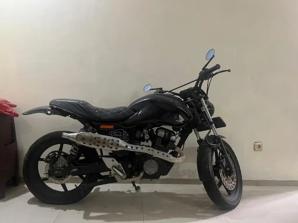 Honda Verza Custom Scrambler Tracker