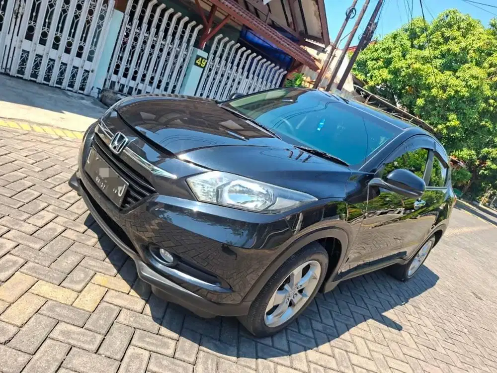 Honda HRV 1.5 E CVT Bensin Matic/At 2017 Kondisi Bagus Terawat