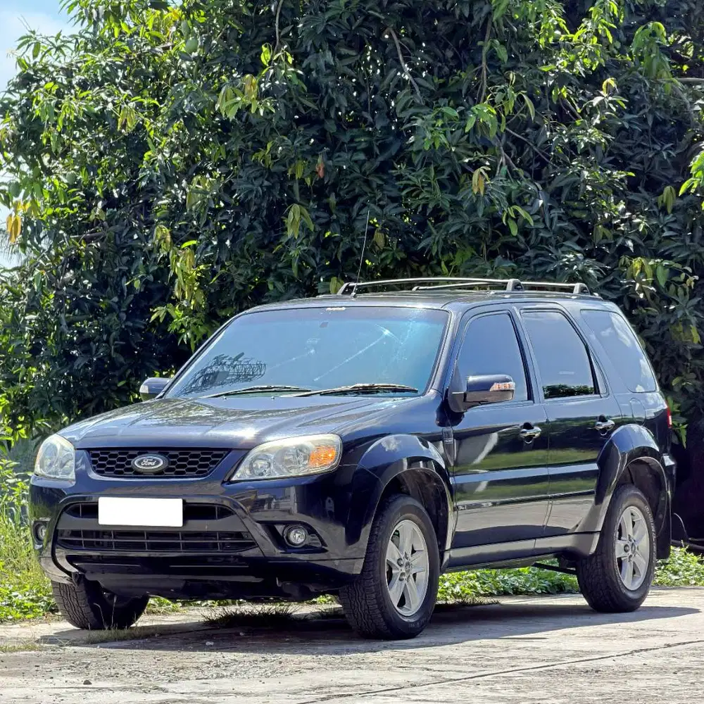 [CAT ORIGINAL SERVICE RECORD] FORD ESCAPE XLT A/T  2010