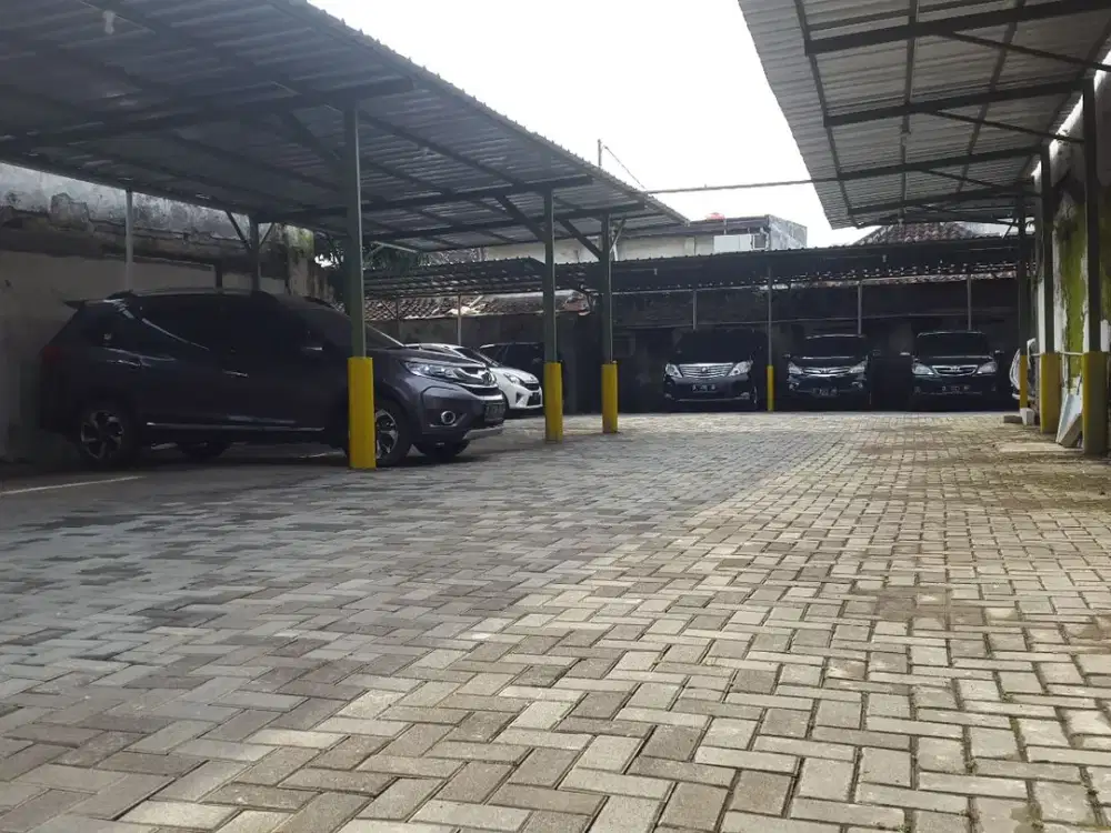 Lahan Parkir / Tanah Kosong