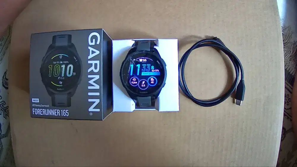 Garmin Forerunner 165, Fullset Original Kondisi Minus Display Retak