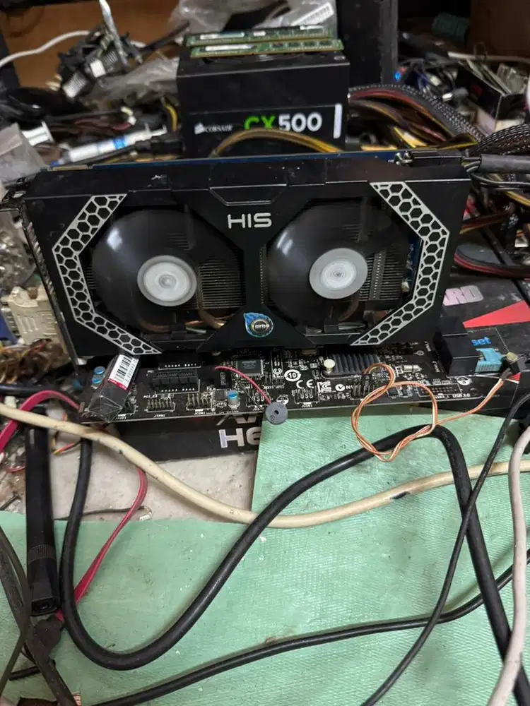 vga his R7 260 1gb ddr5 128 bit dua fan.