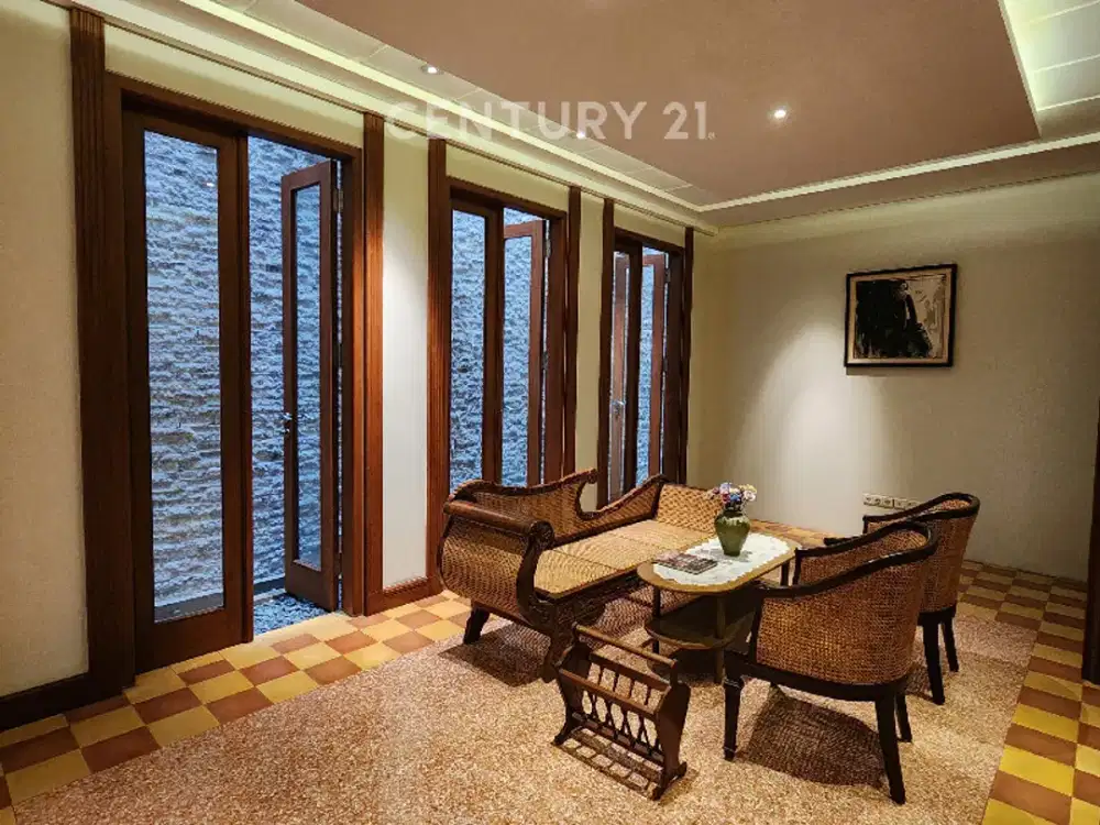 Rumah Mungil Siap Huni Di Kawasan Premium, Menteng Jakarta Pusat