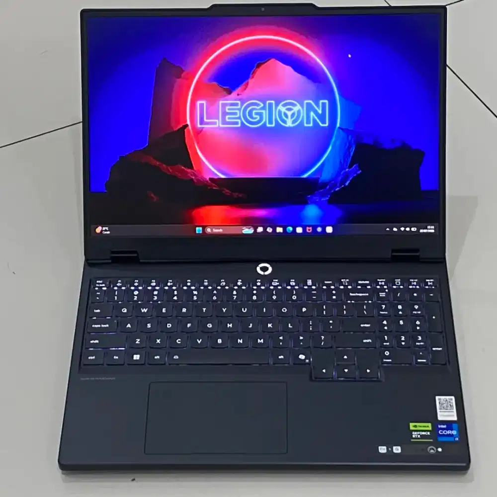 LIKE NEW LENOVO LEGION 5-15IRX10 i7-13650H RTX 5050 8GB GDDR7