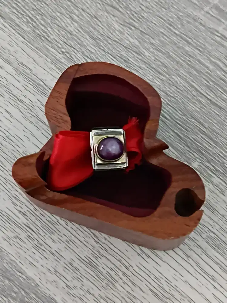 CINCIN PERAK EMAS 12 KARAT BATU NATURAL RUBY STAR ASTERISM MADAGASKAR.