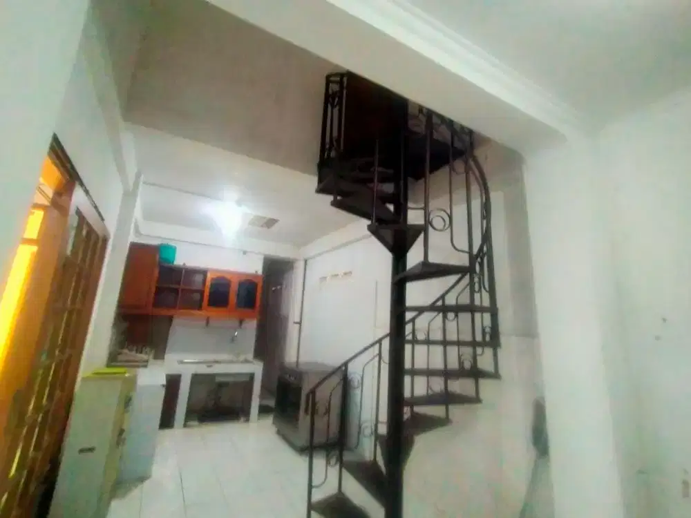 Dijual Rumah Mewah Siap Huni di Sawojajar – Akses Mudah ke Mana Saja