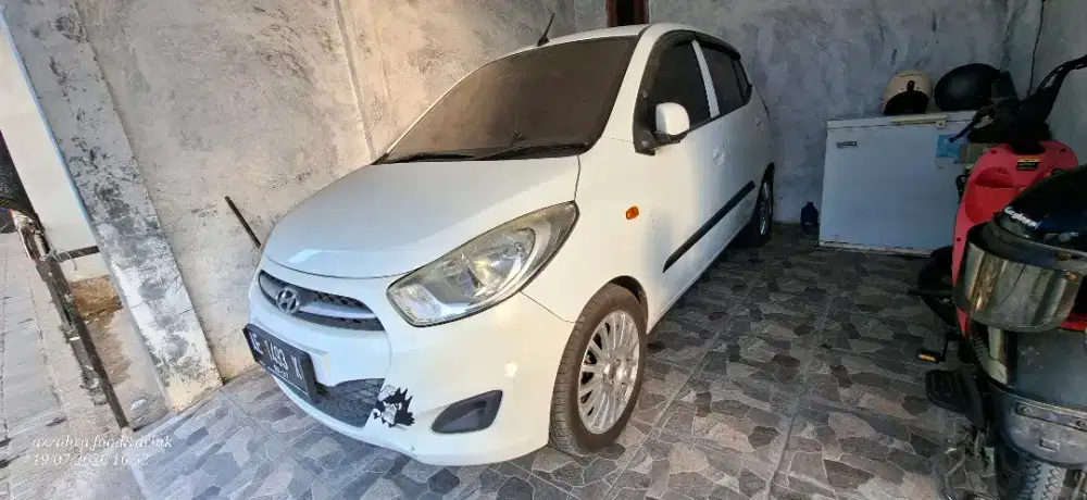 Mobil Hyundai i10