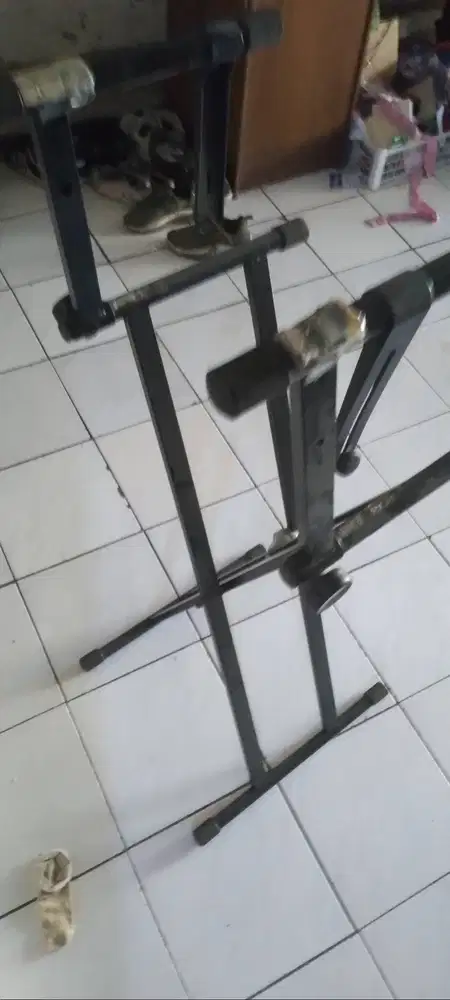 Stand keybord 2tingkat lawrence LMS-21