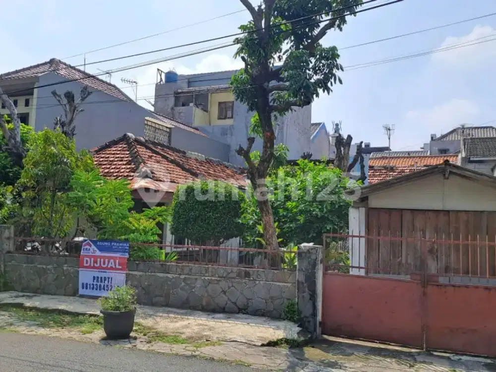 Rumah Tua Rawamangun Lokasi Strategis Hak Milik