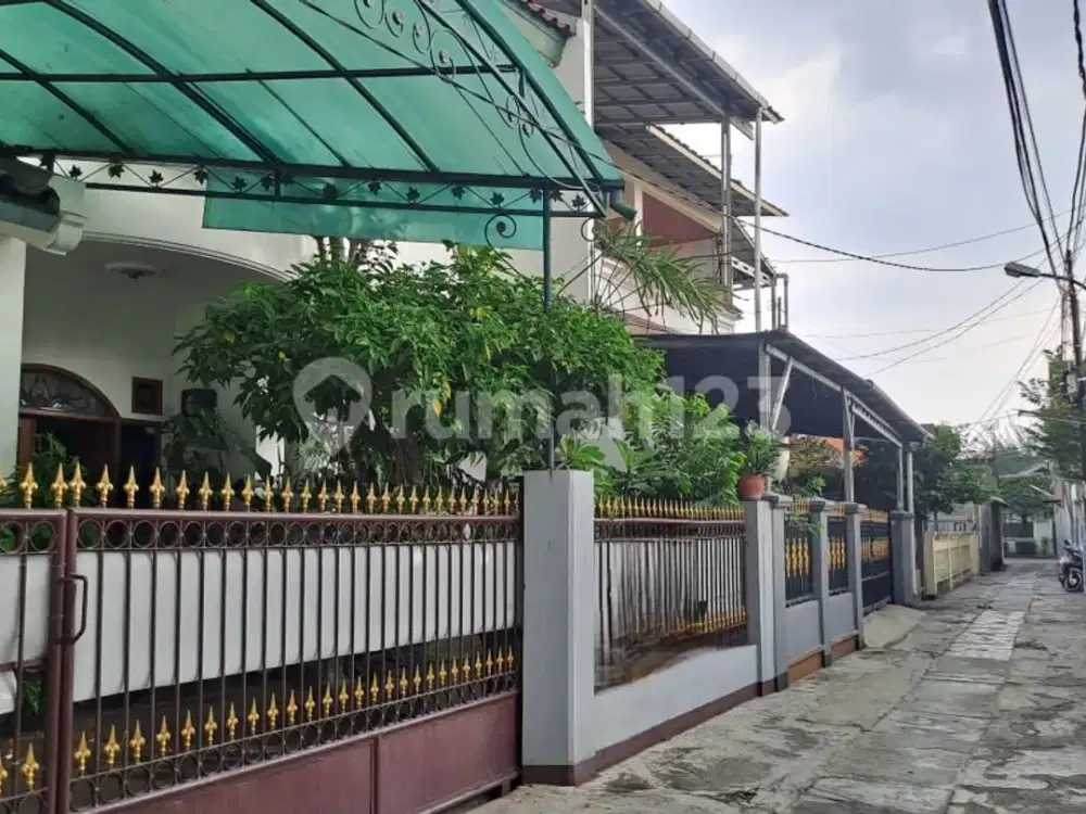 Rumah, Jual, 2 Lantai Sertifikat Hak Milik Siap Huni Dekat Akses Tol Strategis