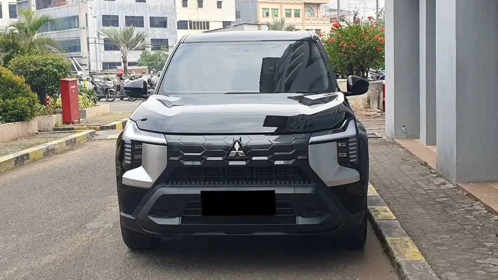 Mitsubishi Destinator 1.5 Turbo GLS Hitam 2025 Like New Low KM Record