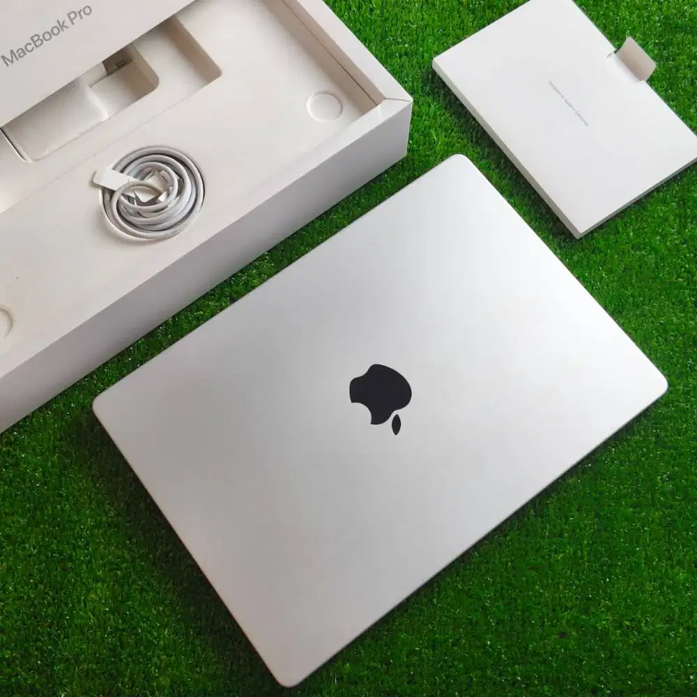 Macbook Pro 14 inch 2024 M4 Pro 24GB 512GB Silver CC 109 fullset ori