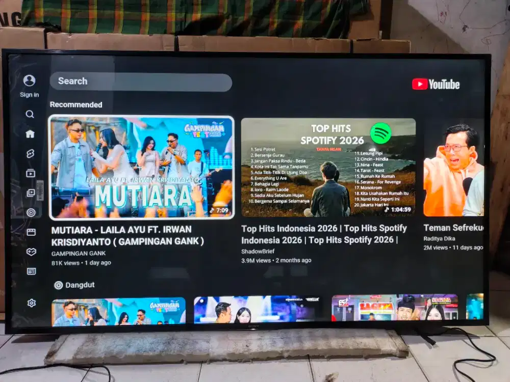 Tv Sony 65 inch smart uhd 4k