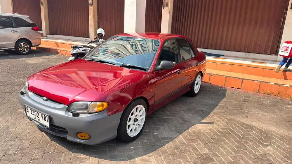 Hyundai Accent 2001 Bensin