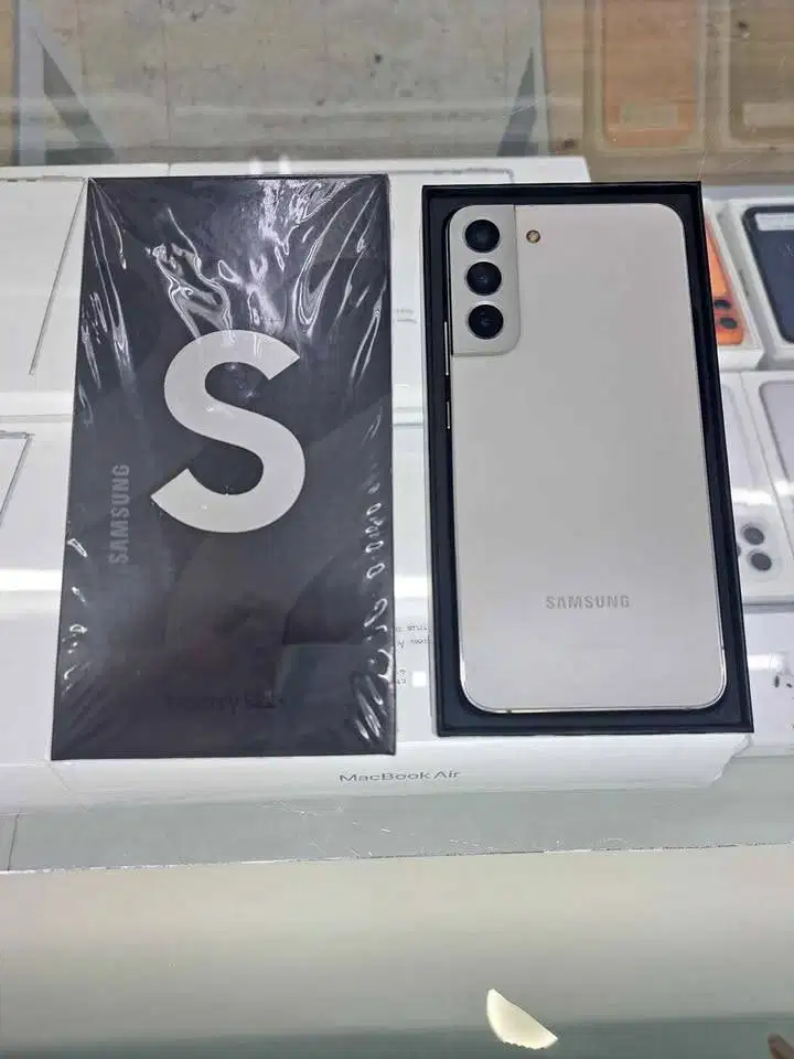 Second Samsung Galaxy S22 Plus 8/256GB Ex SEIN Mulus Fullset Original