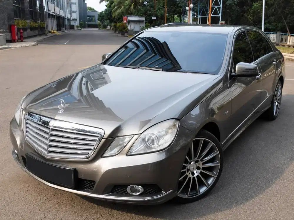 Mercedes-Benz C250 CGI AT 2011