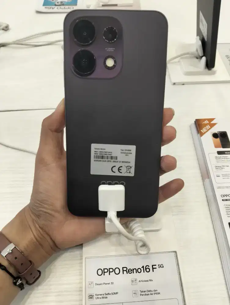 OPPO Reno16 F 5G
