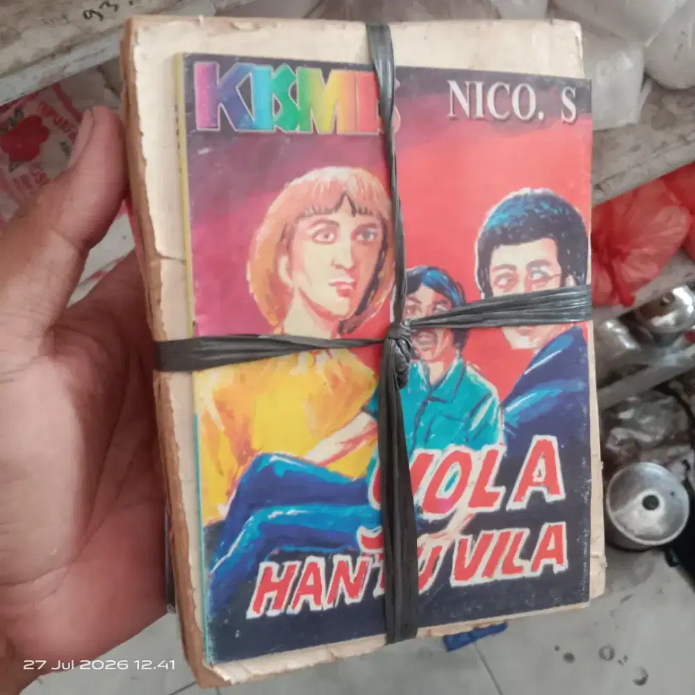 Buku komik borongan misteri koleksi